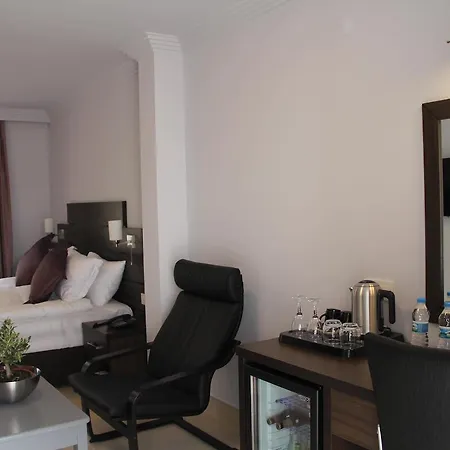 No 20 Marina - Adult Only Hotel