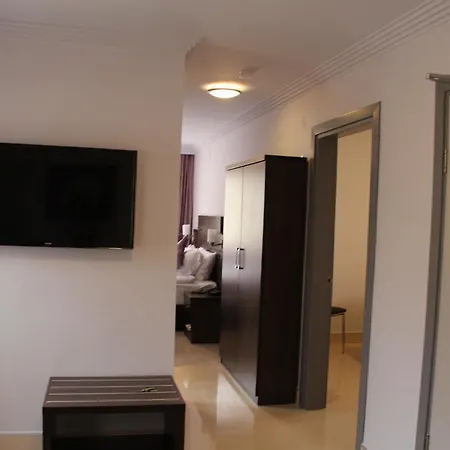 No 20 Marina - Adult Only Hotel 3*